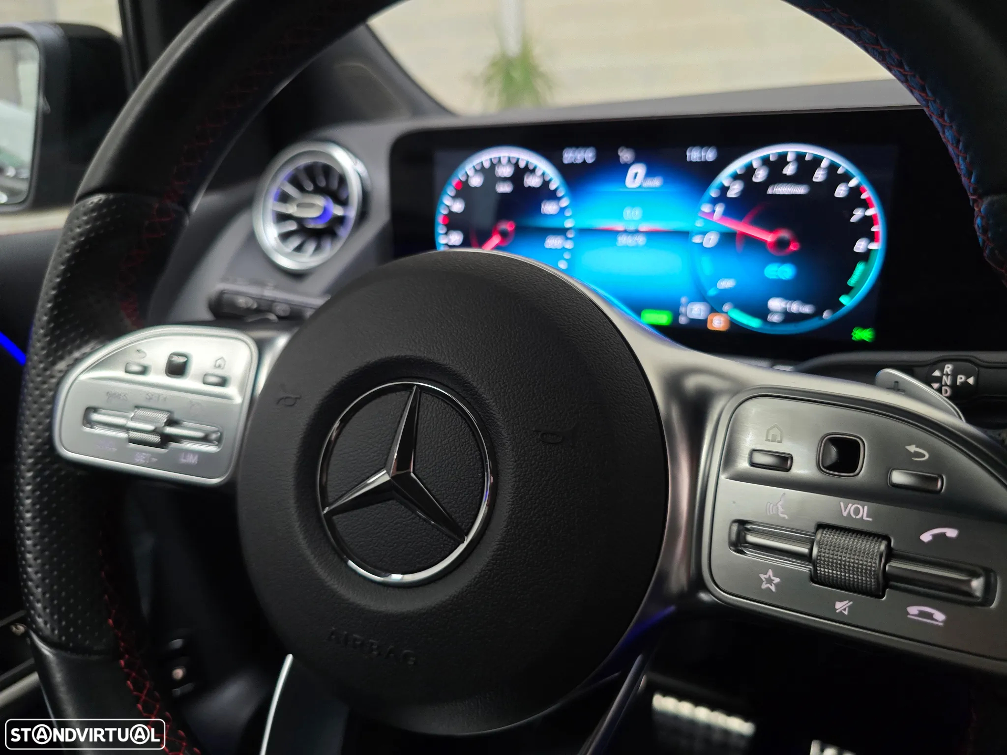 Mercedes-Benz B 250 e AMG Line - 39