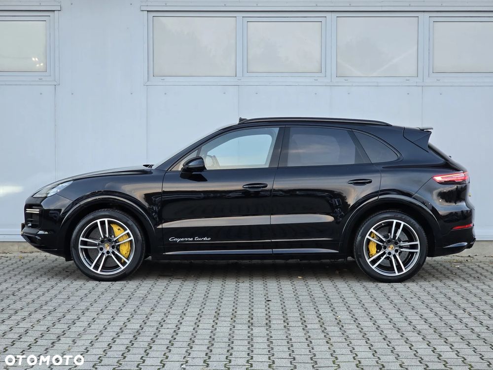 Porsche Cayenne Turbo - 8
