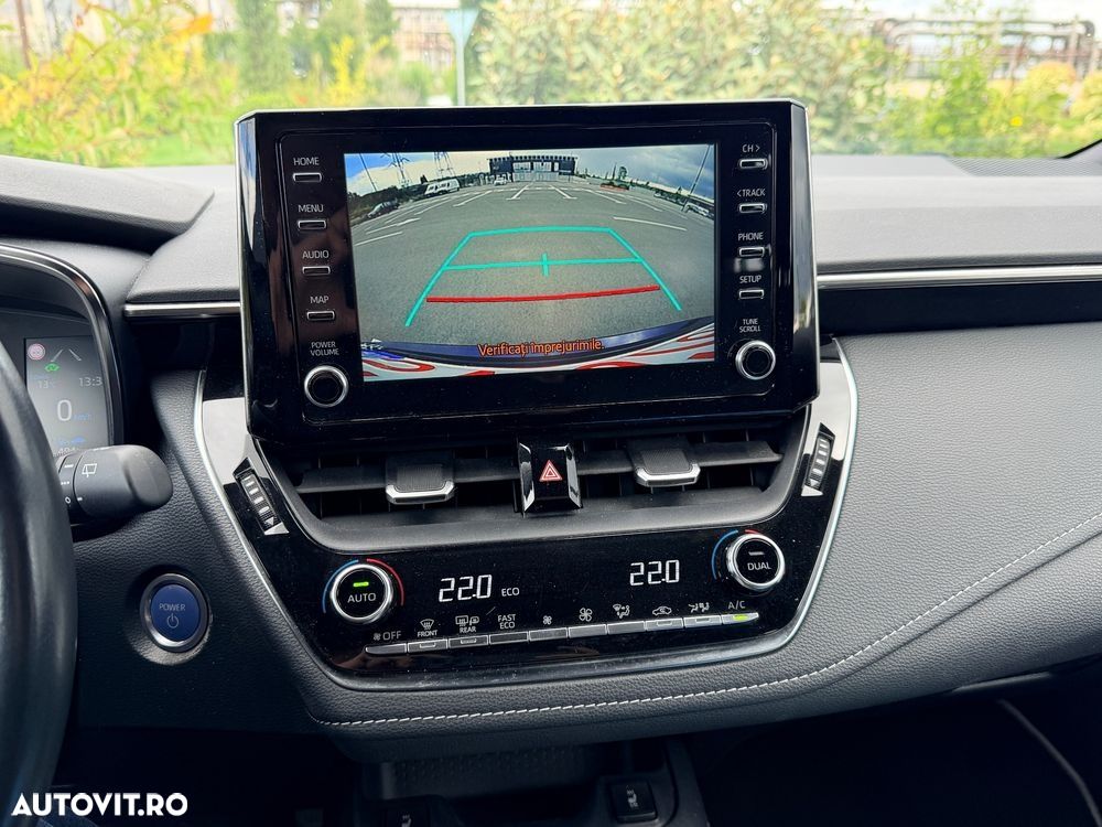Toyota Corolla 1.8 Business Edition - 11