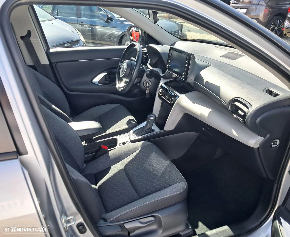 Toyota Yaris Cross 1.5 HDF Comfort Plus - 15