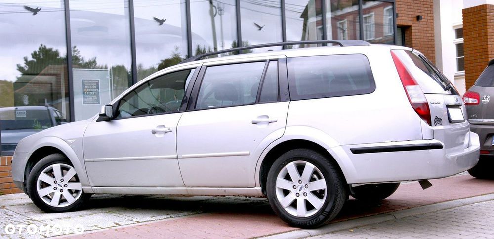 Ford Mondeo 2.0 TDCi Ghia - 6