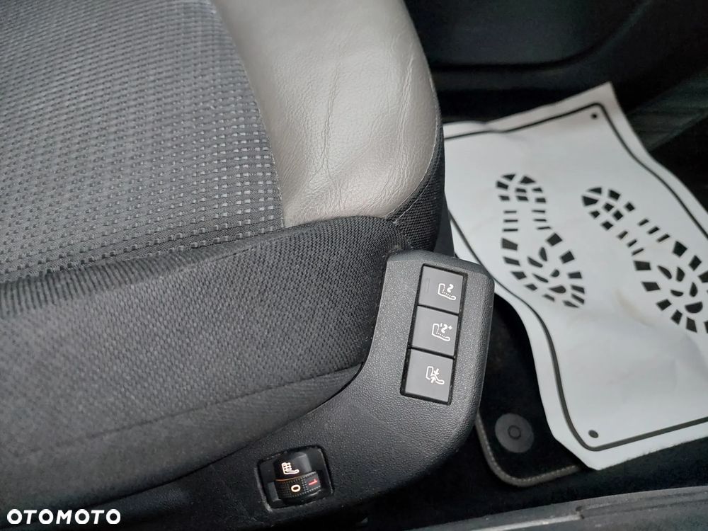 Citroën C4 SpaceTourer 1.6 PureTech Shine S&S EAT8 - 27