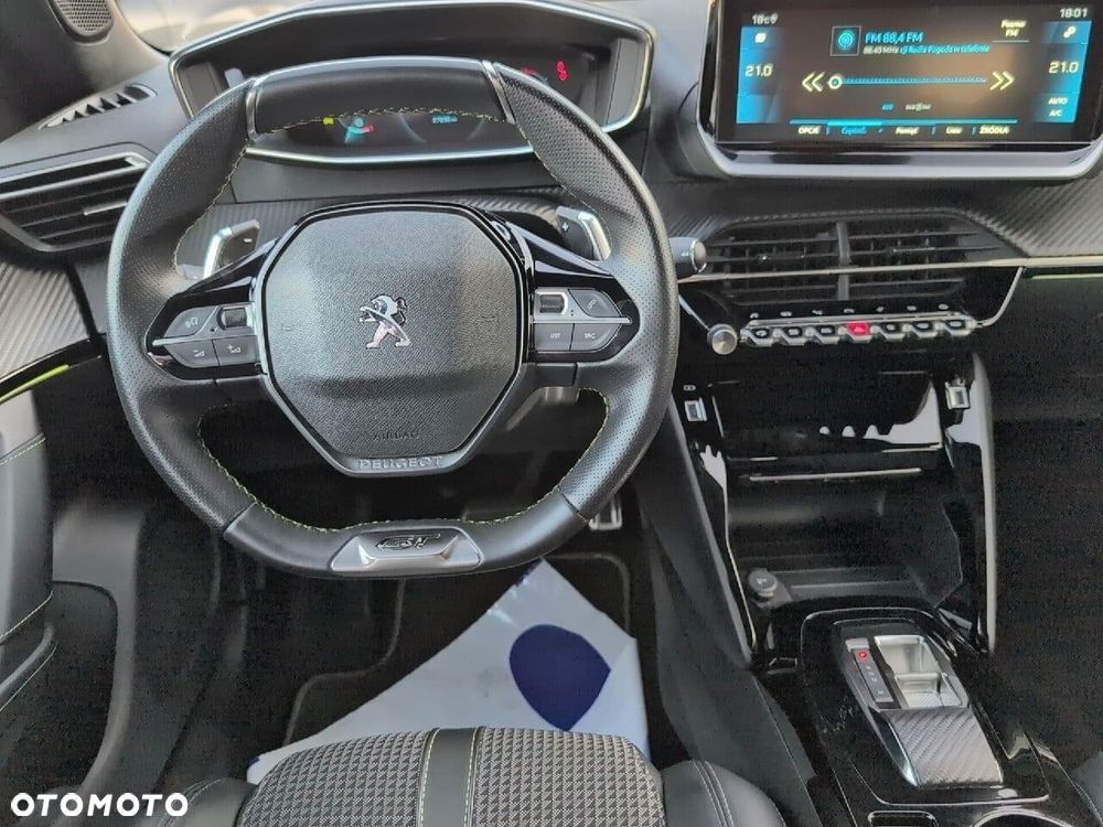 Peugeot 2008 1.2 PureTech GT S&S EAT8 - 11