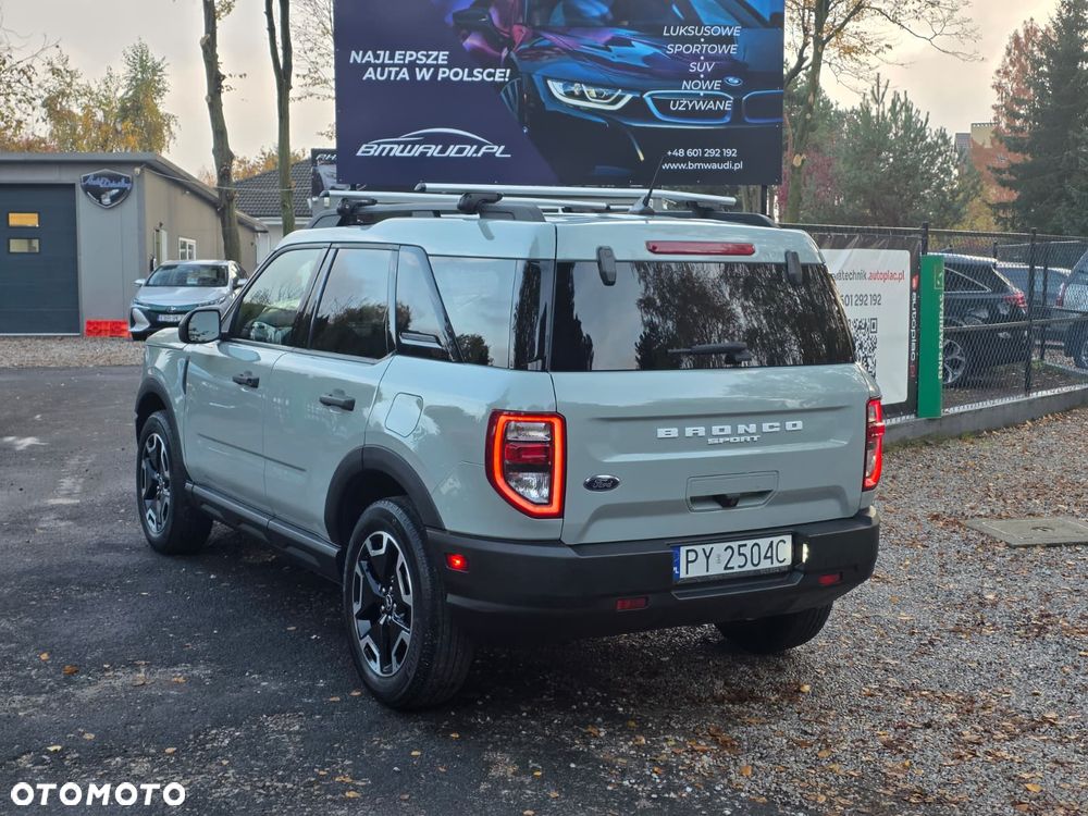 Ford Bronco - 9