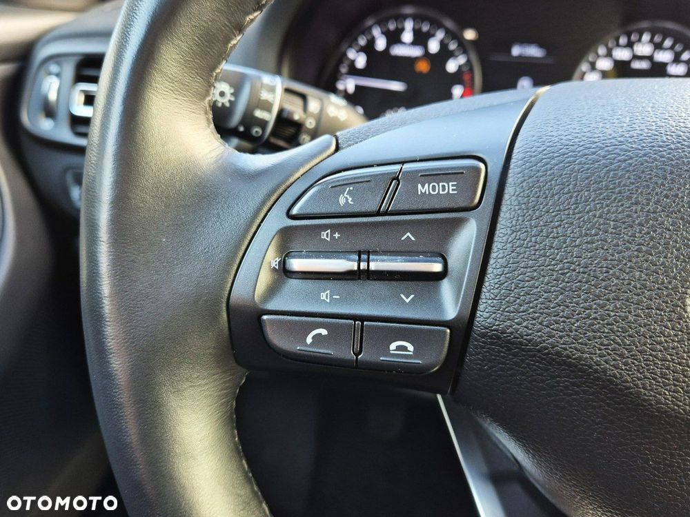 Hyundai i30 1.0 T-GDI Smart - 12