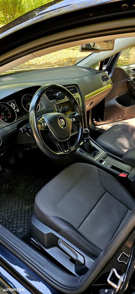 Volkswagen Golf 1.2 TSI BlueMotion Technology Comfortline - 11
