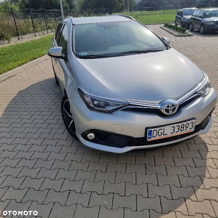 Toyota Auris 1.6 D-4D Dynamic - 2