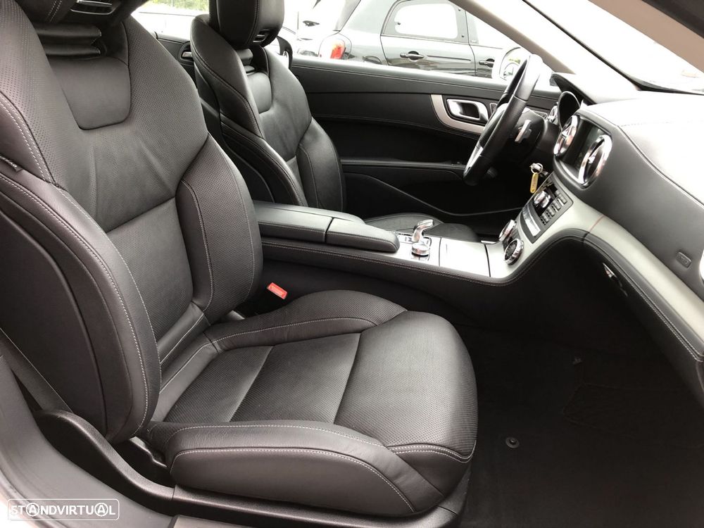 Mercedes-Benz SL 350 - 17