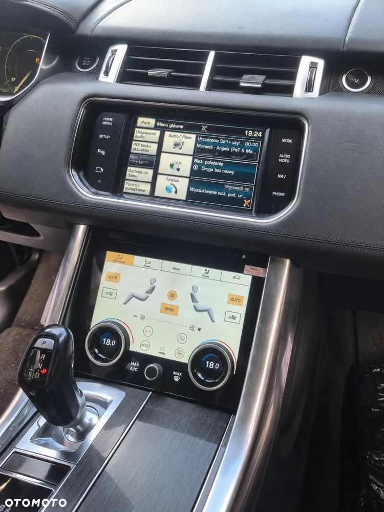Land Rover Range Rover Sport - 12