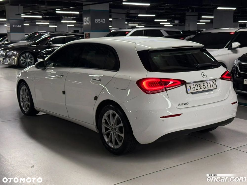 Mercedes-Benz Klasa A 220 7G-DCT - 4