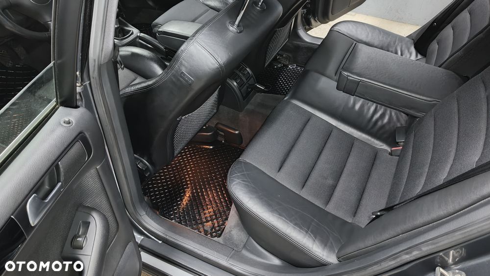 Audi A6 ver-a6-2-7t-quattro - 23