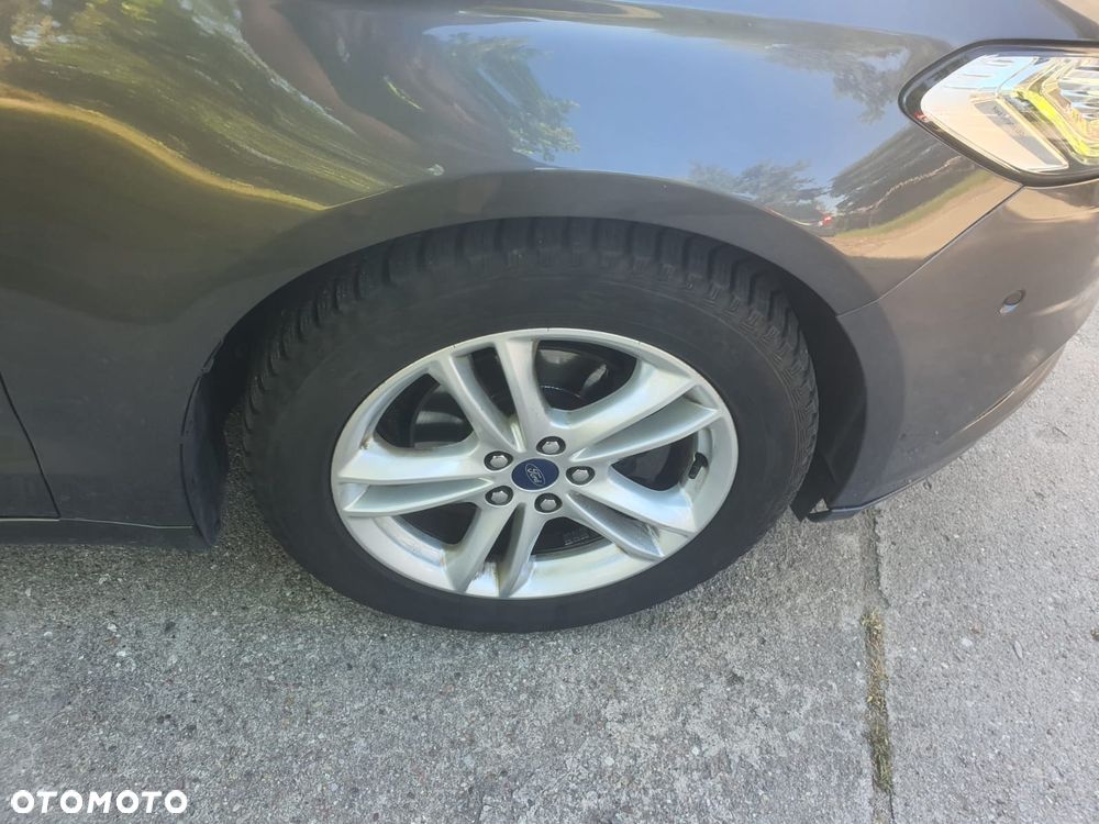 Ford Mondeo 2.0 TDCi STart-Stopp PowerShift-Aut Titanium - 4