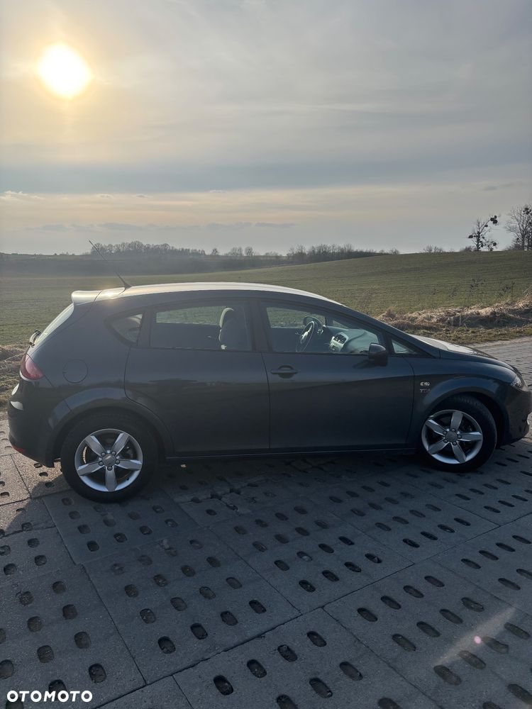 Seat Leon 2.0 TDI Stylance - 4