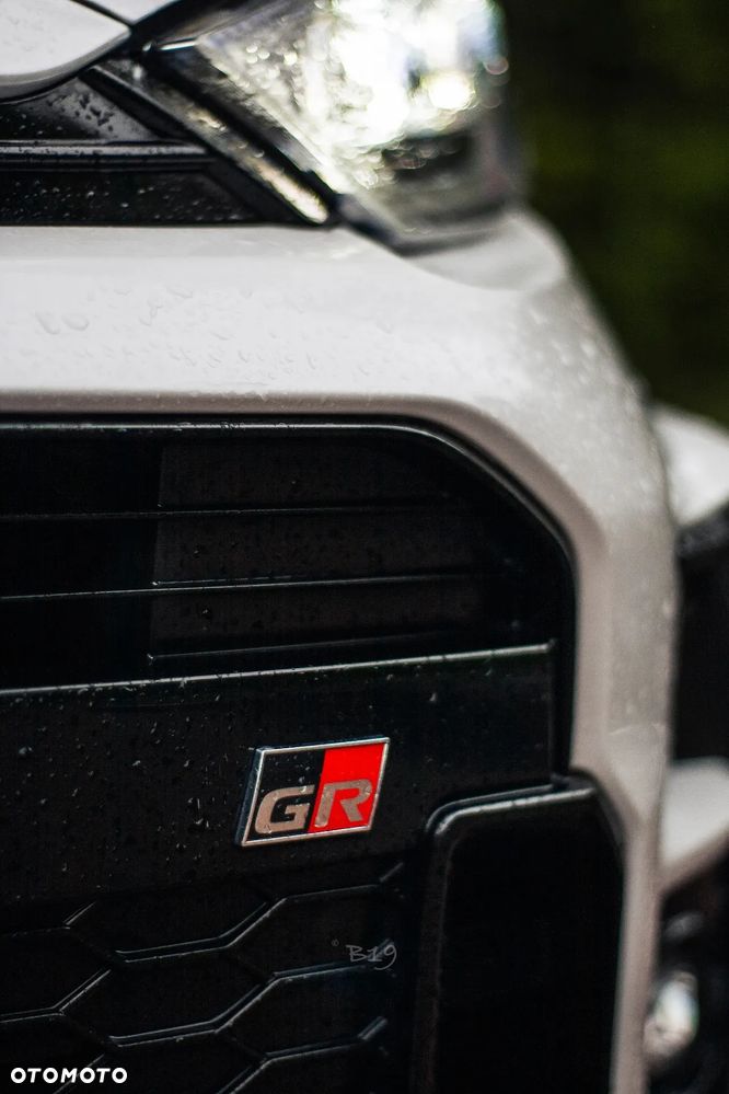 Toyota Yaris 1.8 GRMN - 8