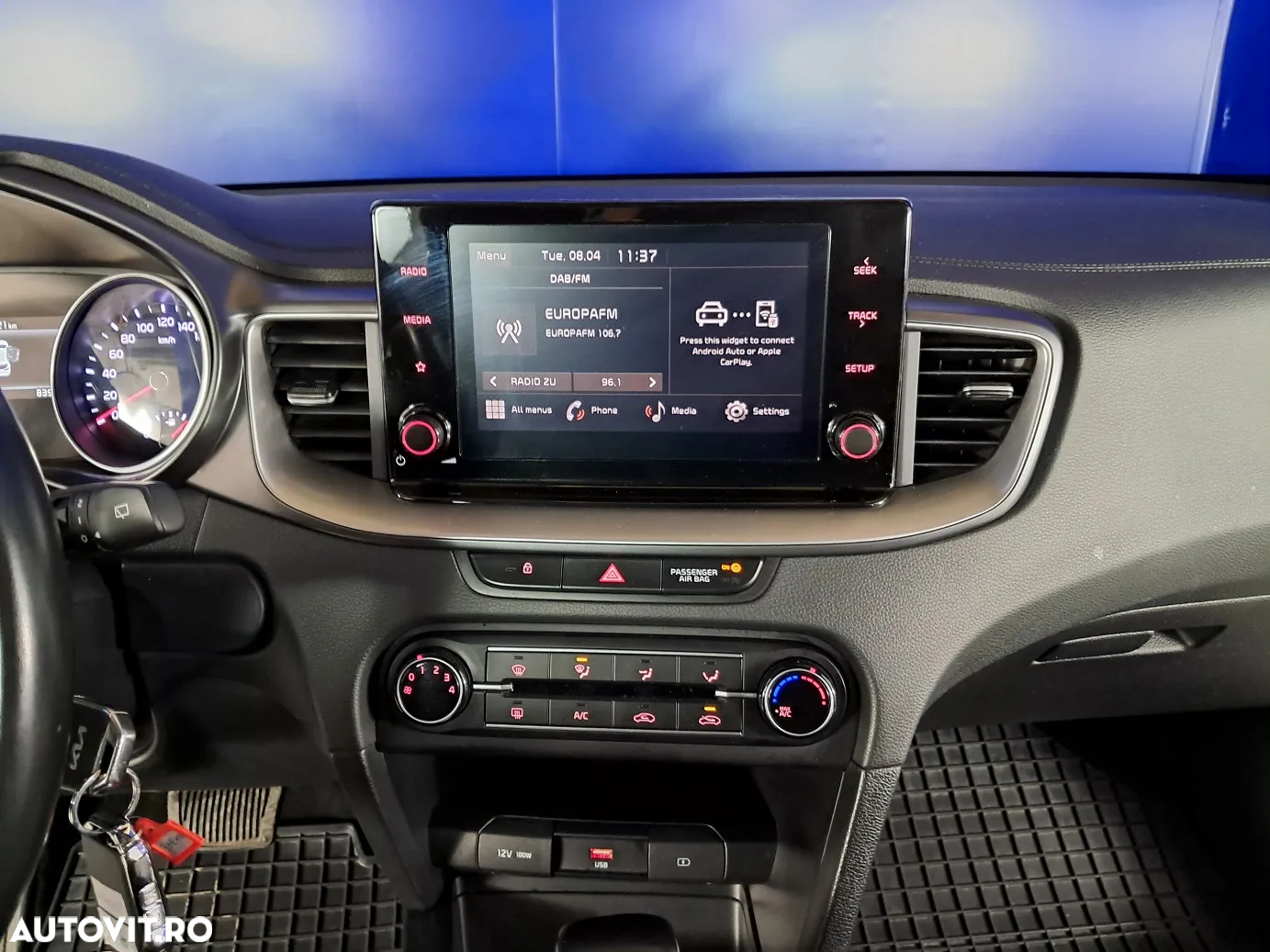 Kia Ceed - 15