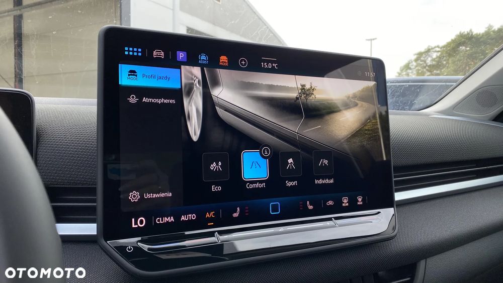 Volkswagen T-Roc 1.5 TSI Life DSG - 17