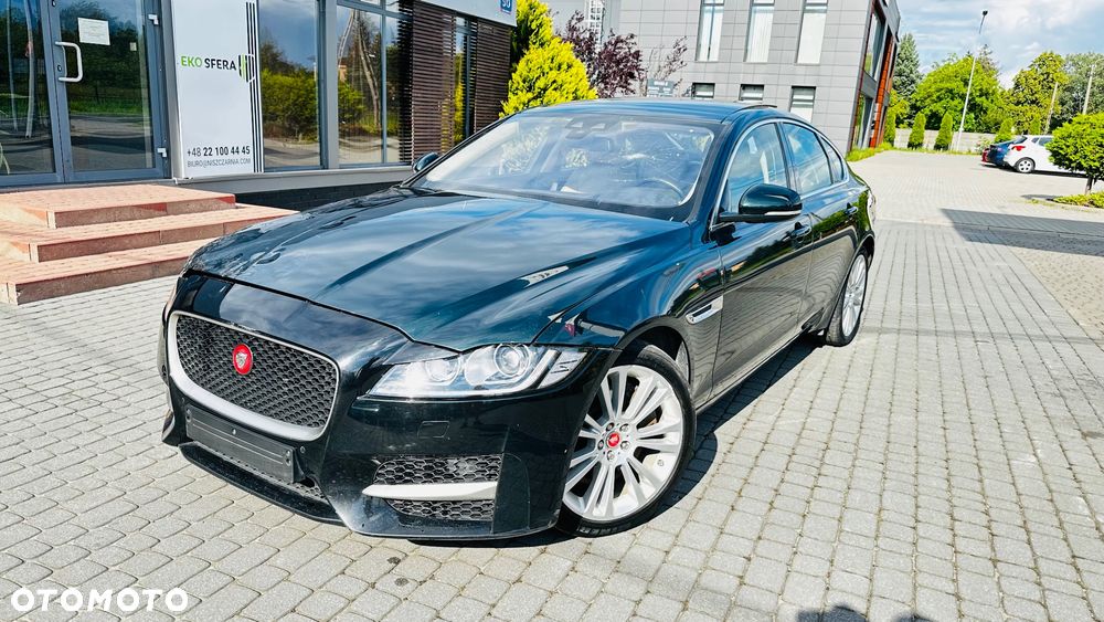 Jaguar XF 35t AWD Prestige - 4