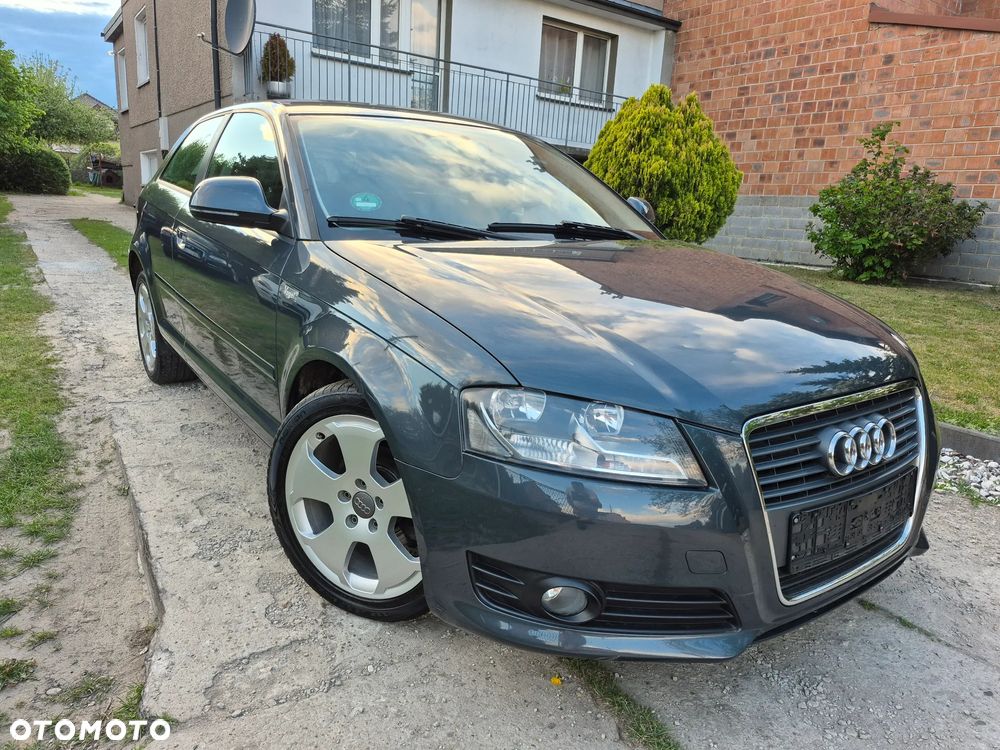 Audi A3 3-drzwiowe 1.6 S line Sportpaket (plus) - 2