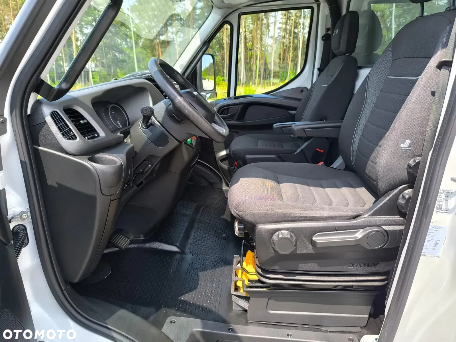 Iveco Daily 70C18 WINDA 1000kg, Sypialnia, 6.45m, 16Palet, 2xFirana + Zsuwany Dach! - 20