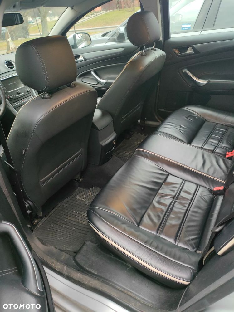 Ford Mondeo 2.0 Trend - 26