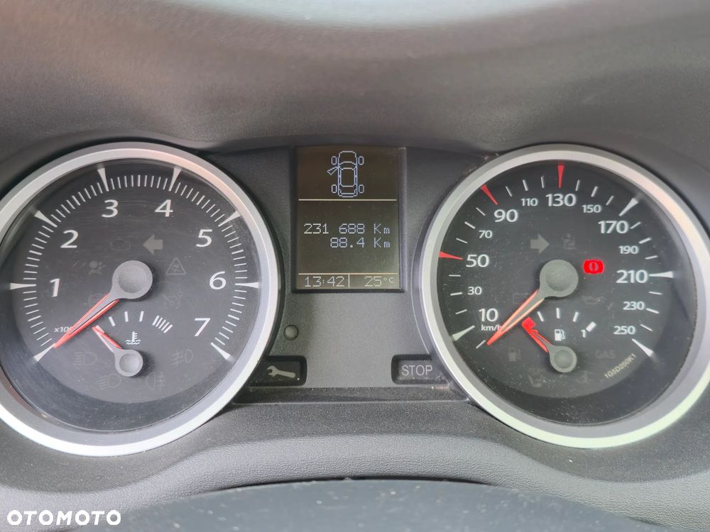 Renault Megane 2.0 dCi Privilege - 11