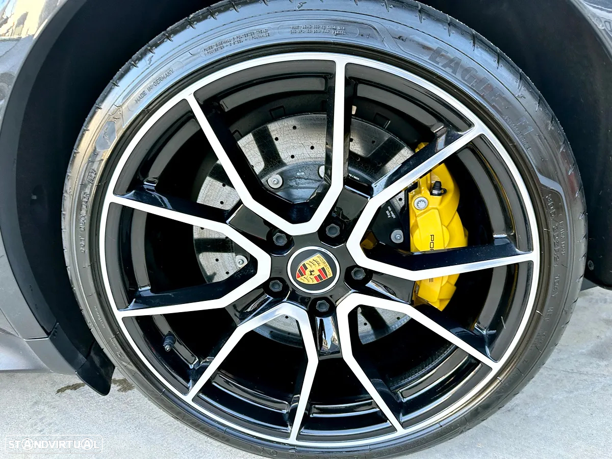 Porsche Taycan Sport Turismo Turbo S - 56