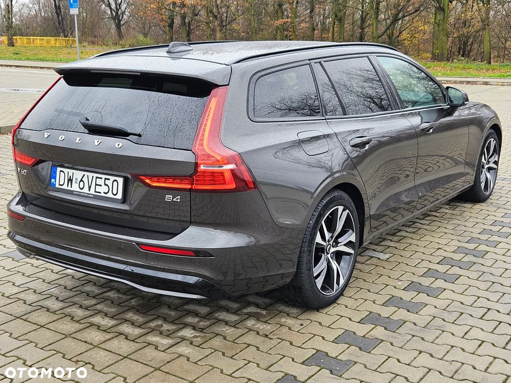 Volvo V60 B4 B Plus Dark - 7