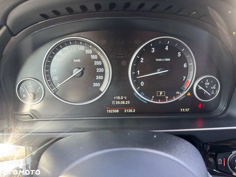 BMW X5 xDrive35i - 31