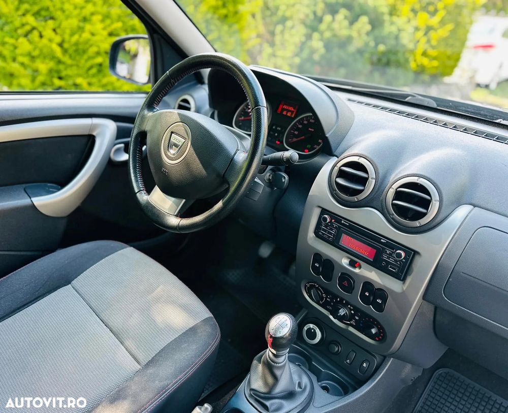Dacia Duster dCi 110 FAP 4x4 Prestige - 6