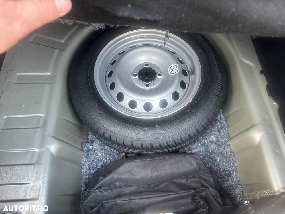 Dacia Logan 1.2 Laureate - 9