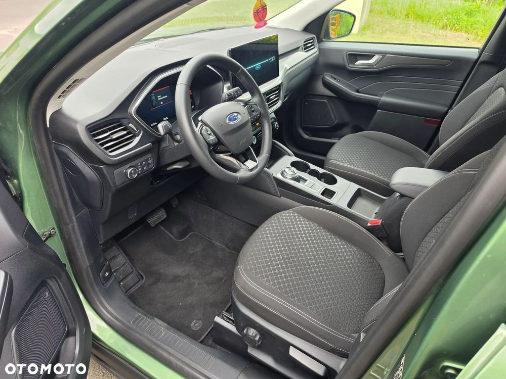 Ford Kuga - 9