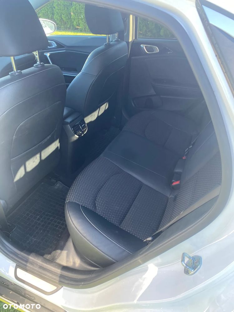 Kia XCeed 1.5 T-GDI L DCT - 11