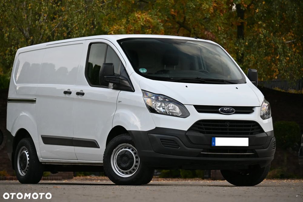 Ford TRANSIT CUSTOM - 11