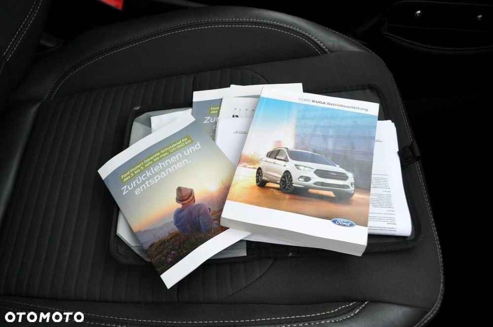 Ford Kuga - 40