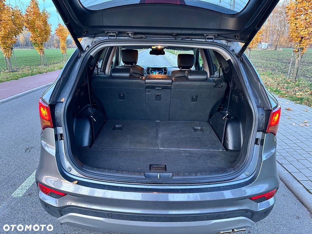 Hyundai Santa Fe 2.2 CRDi Premium 4WD 7os - 32