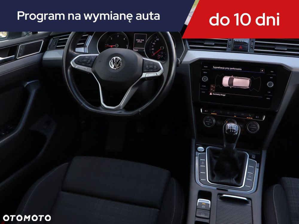 Volkswagen Passat Variant - 9