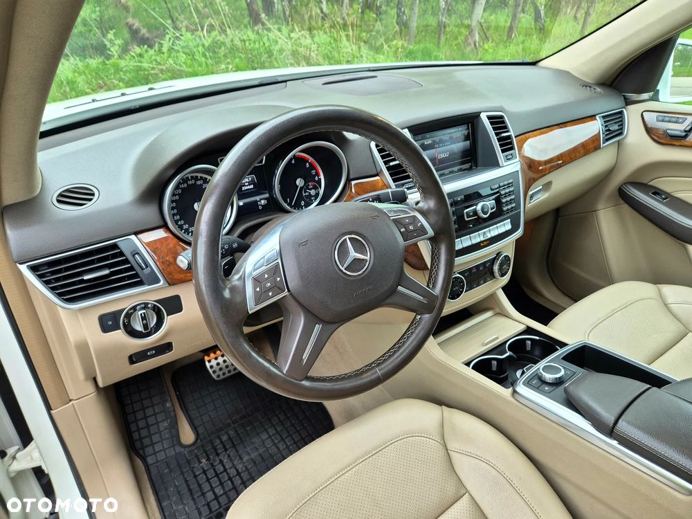 Mercedes-Benz ML 350 BlueTEC 4MATIC 7G-TRONIC - 13