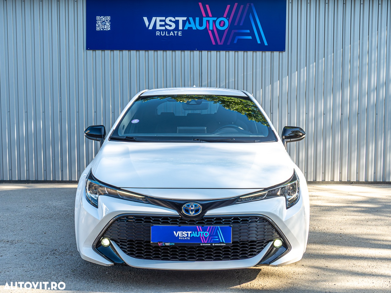 Toyota Corolla 1.8 HSD Business - 28