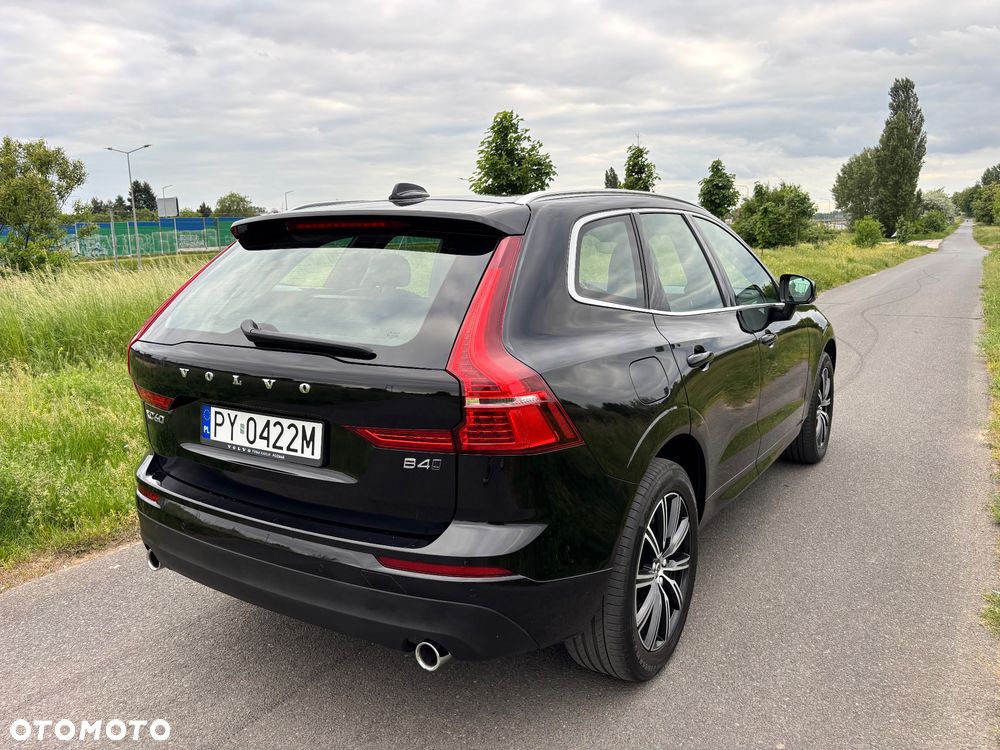 Volvo XC 60 B4 D AWD Momentum Pro - 7