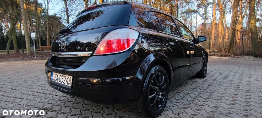 Opel Astra 1.7 CDTI Cosmo - 8