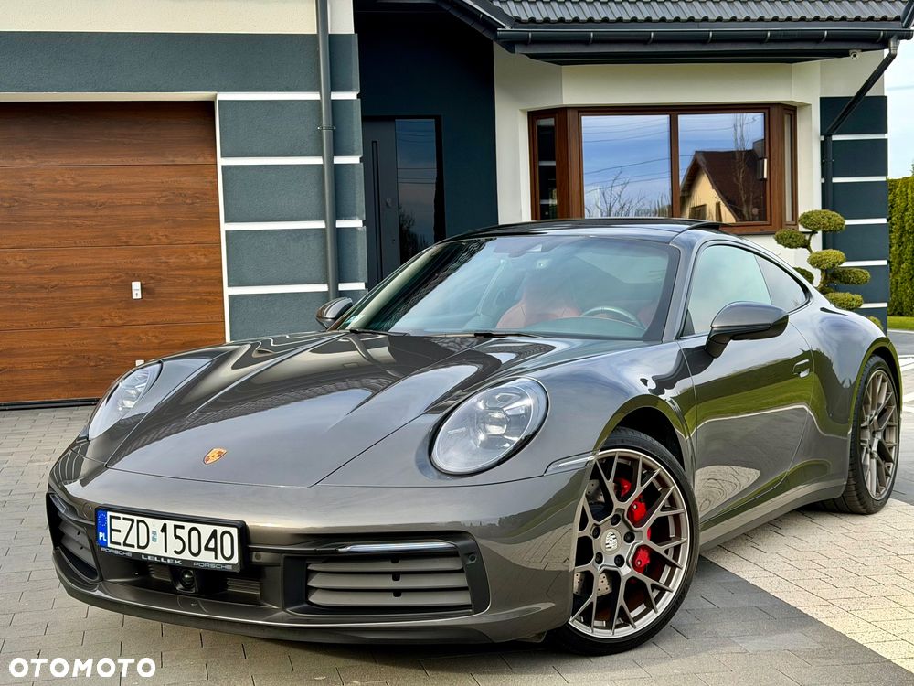 Porsche 911 Carrera 4S - 16