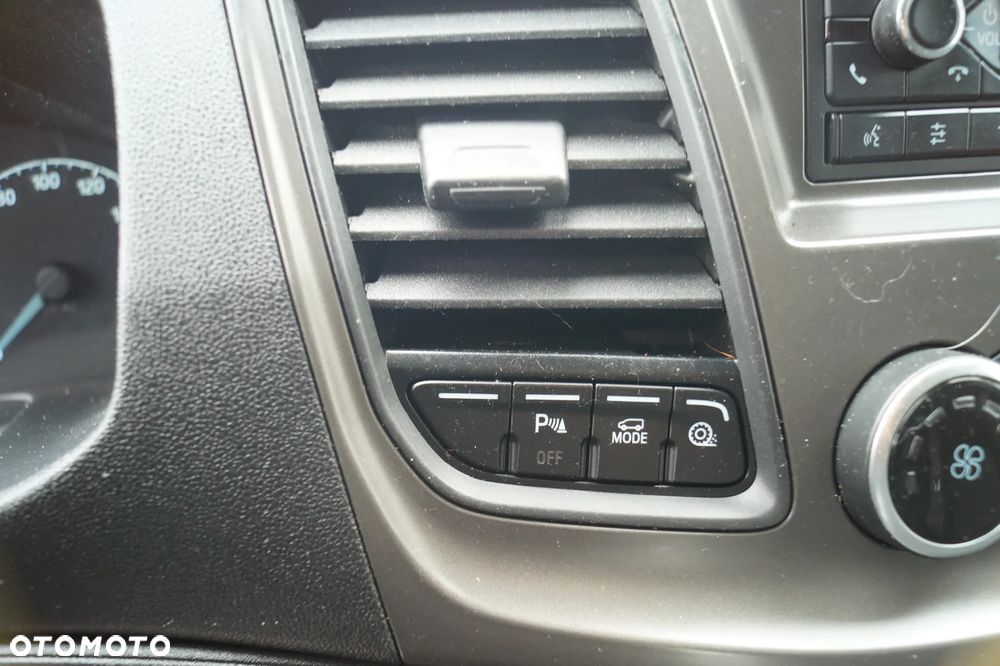 Ford Transit Custom - 23