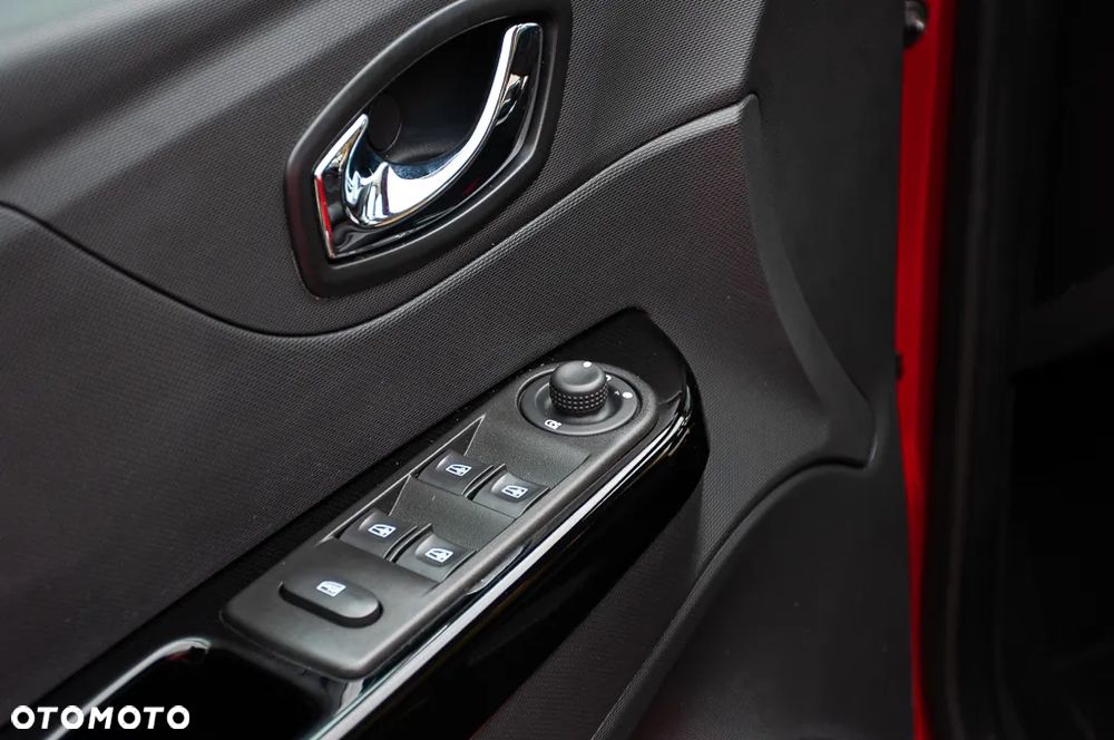 Renault Captur TCe 120 EDC Helly Hansen - 39