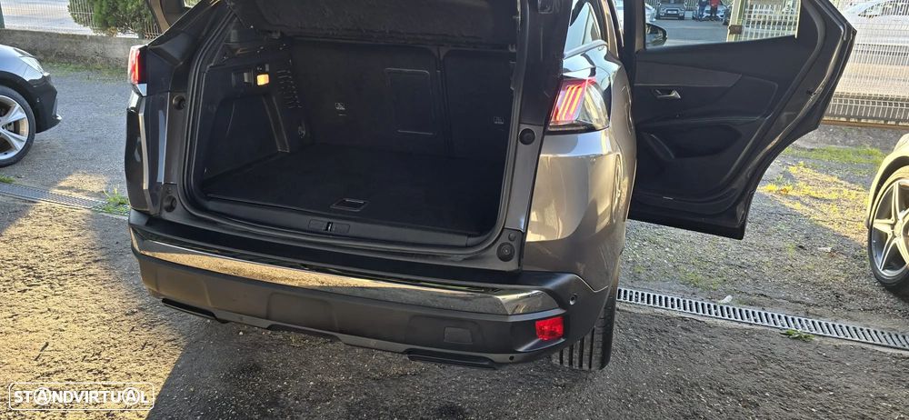 Peugeot 3008 Plug-In Hybrid 225 e-EAT8 Allure Pack - 43