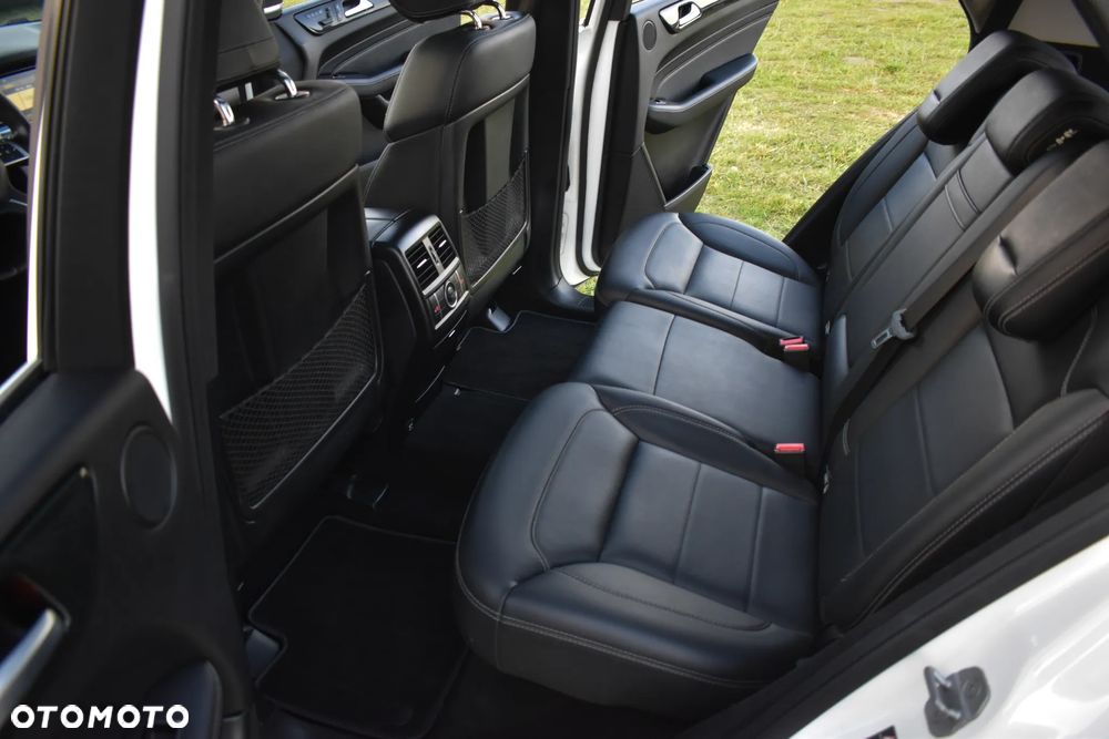 Mercedes-Benz ML 350 BlueTEC 4-Matic - 7