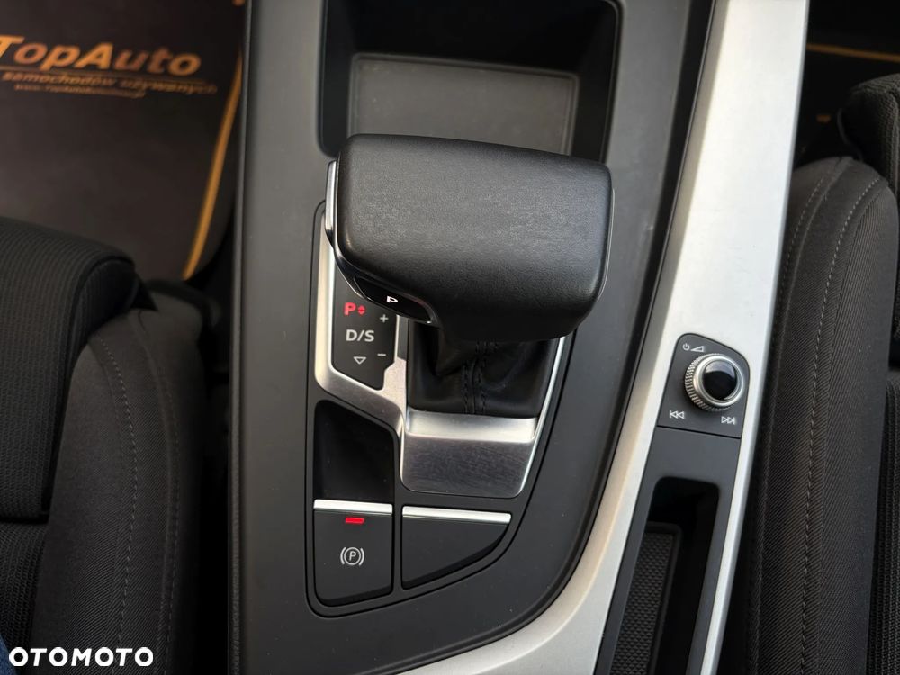 Audi A4 Limousine 40 TFSI S tronic design - 31