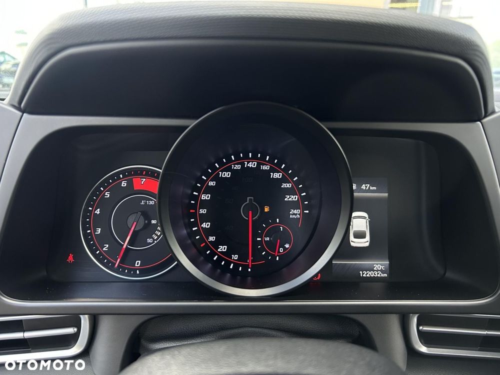 Hyundai Elantra - 23