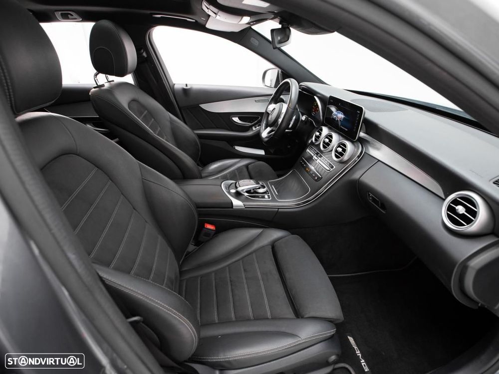 Mercedes-Benz C 300 - 10