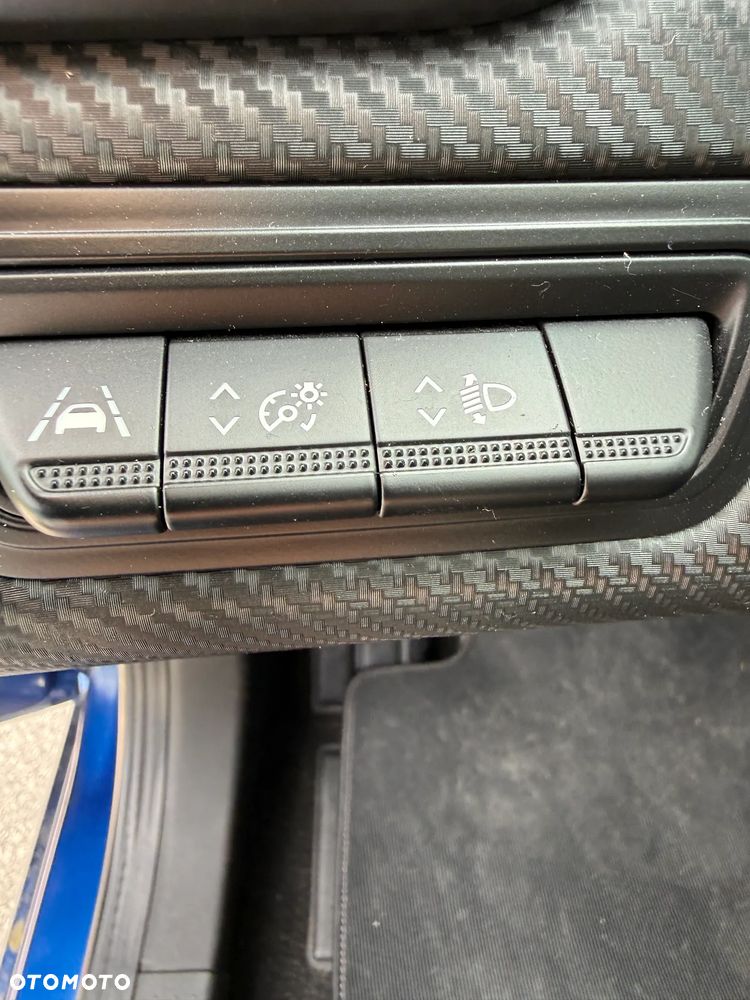 Renault Clio - 10