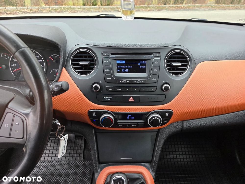 Hyundai i10 1.0 BlueDrive Comfort - 10
